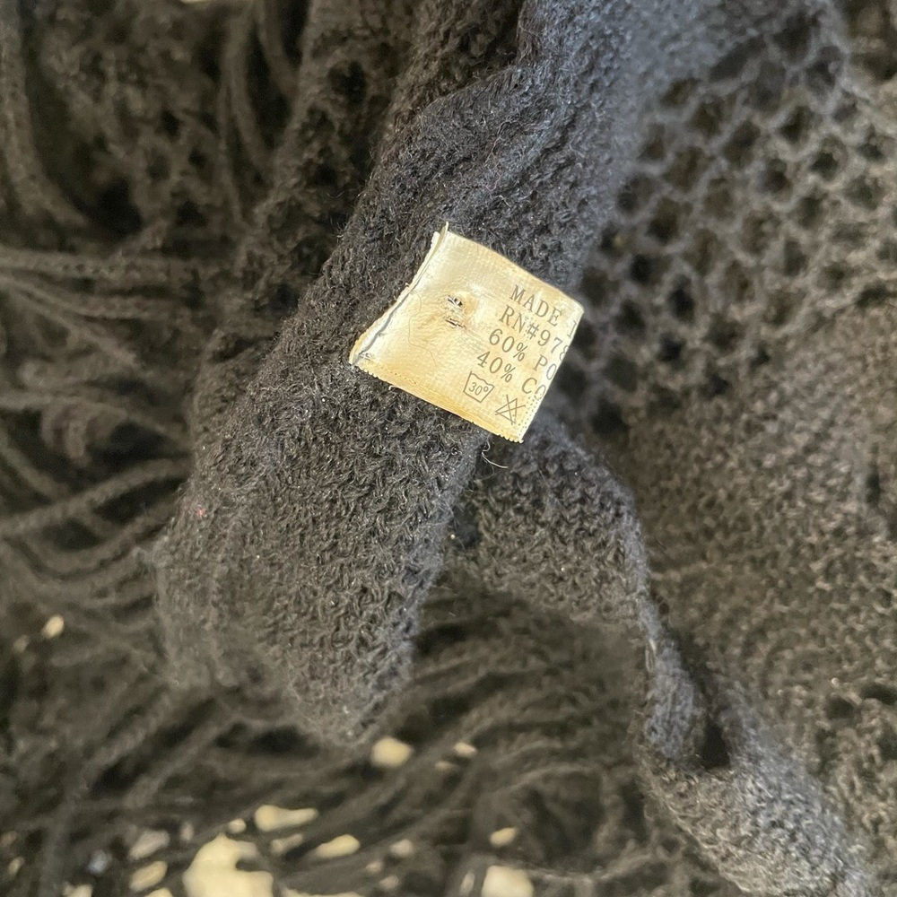 Fringed Infiniti scarf - Picture 6 of 6